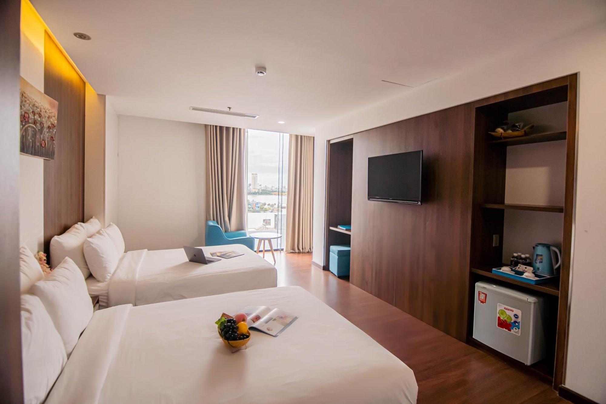 Gold Hotel Da Nang By Haviland Exterior photo