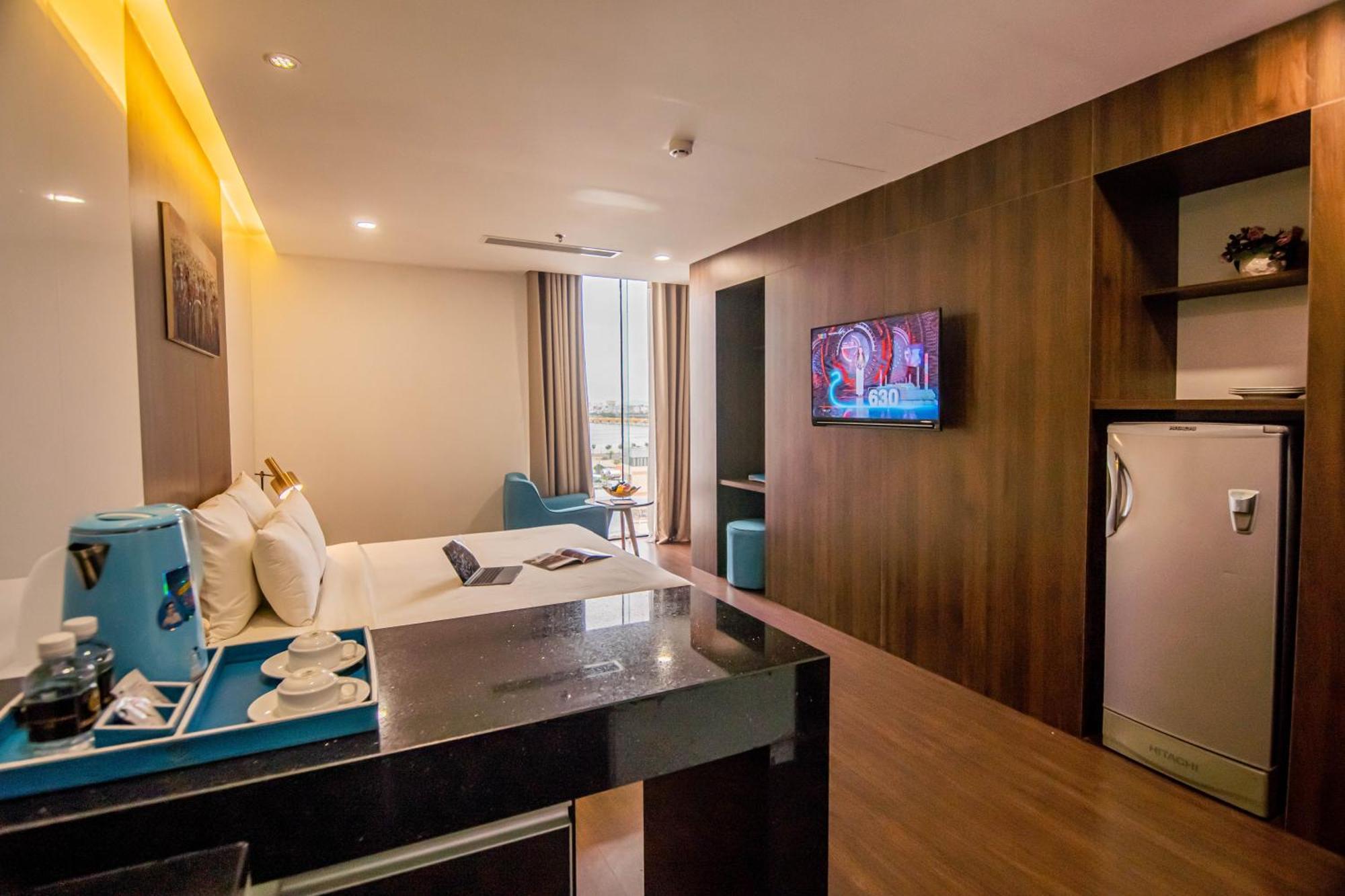 Gold Hotel Da Nang By Haviland Exterior photo